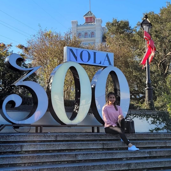 Meet your Posher, Maria - Picture 1 of 1